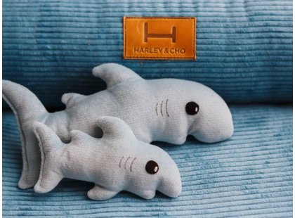 Фото - іграшки Harley & Cho Акула-Каракула Grey м'яка іграшка для собак і кошек, сірий
