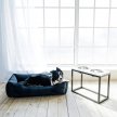 Фото - лежаки, матраси, килимки та будиночки Harley & Cho DREAMER VELVET DEEP OCEAN лежак для собак (вельвет), темно-синій