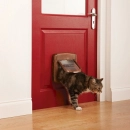 Фото - двері врізні PetSafe Staywell ЕДВАНС Дверцята для котів з магнітним ключем, під дерево